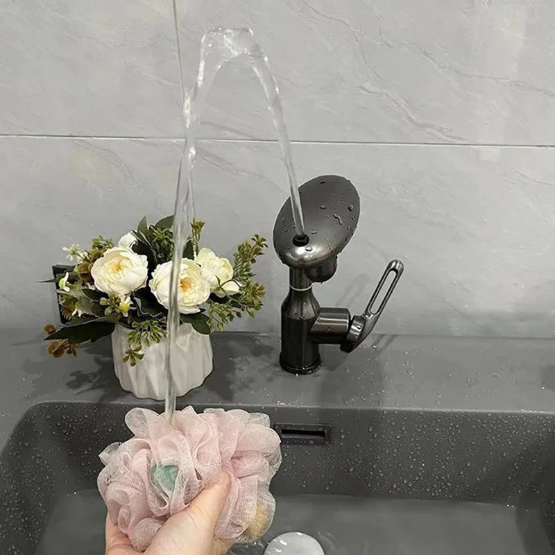Wielofunkcyjna bateria umywalkowa z efektem wodospadu, 4 tryby strumienia, obrotowa 360°, mieszacz ciepłej i zimnej wody, stal nierdzewna, kran do umywalki.